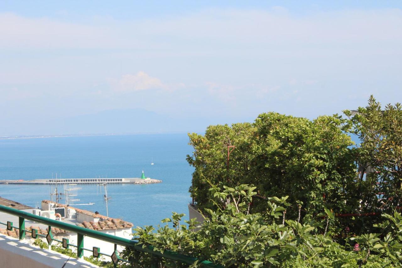 Verdemare Charming Accommodation In Vietri Sul Mare - Amalfi Coast 외부 사진